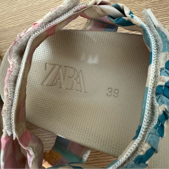 Zara Athletic Sandals Beige and Pastel Colorful Geometric Print Straps 39 (8) - Picture 4 of 9